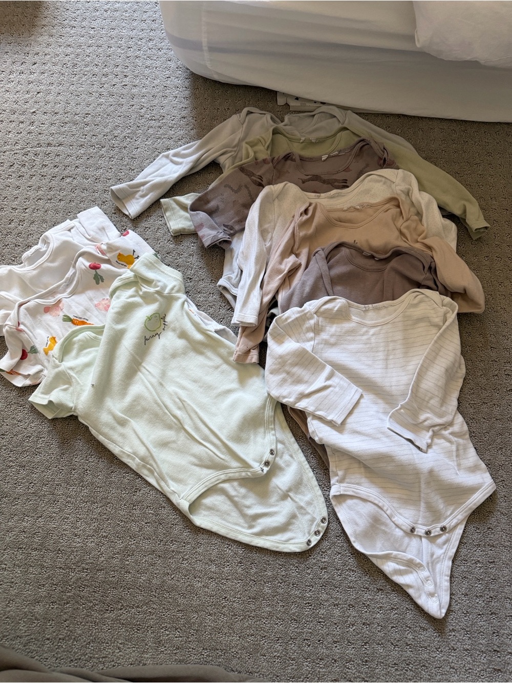Neutral Baby Bodysuit Set - Long Sleeve Onesies in Cream, Light Green, Taupe